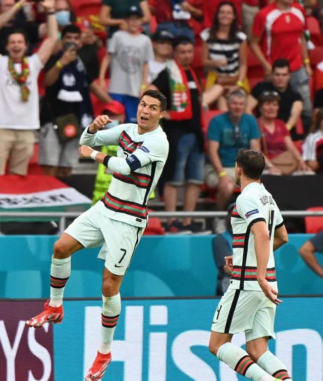 意大利全胜晋级！荷兰顺利出线