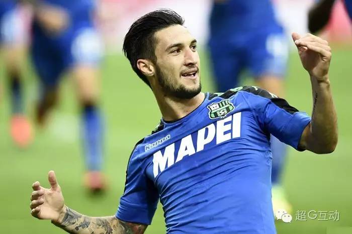 包含克罗托内客场3-3战平萨索洛，可惜被追平的词条