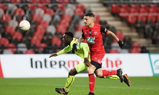 九游VIP-包含甘冈客场战平，球队保持不败纪录的词条