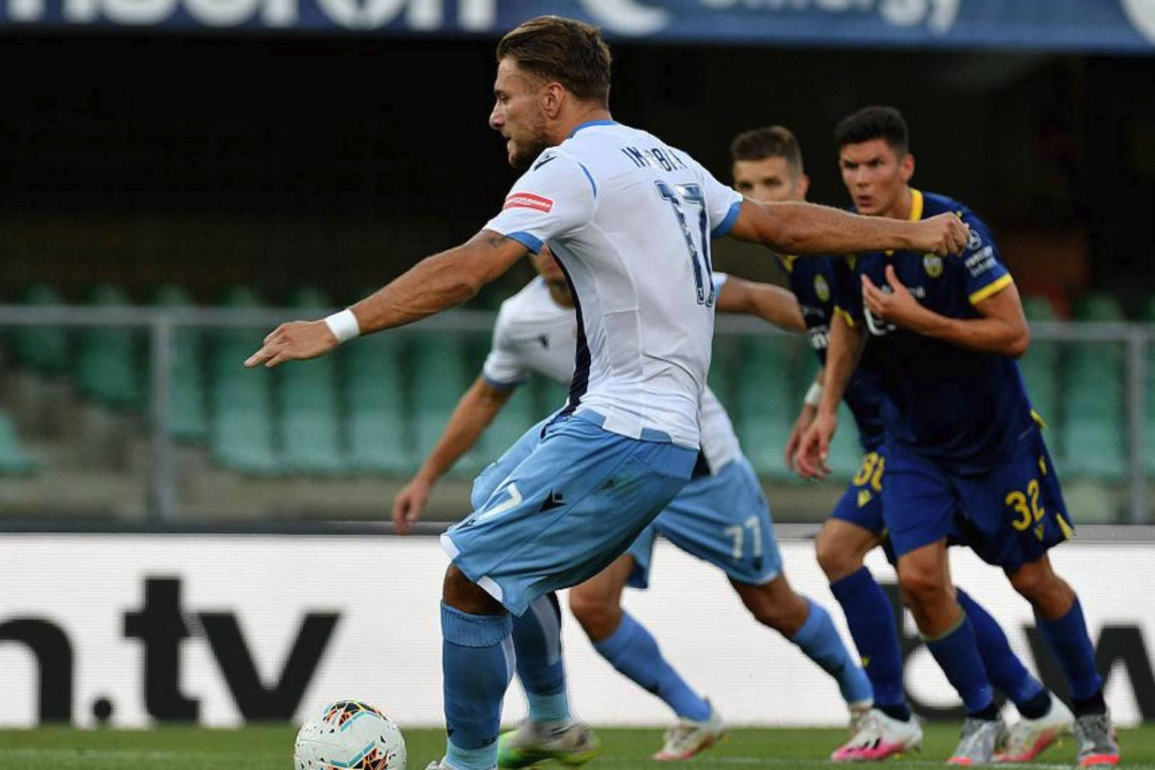 9you娱乐-佛罗伦萨客场全取三分击败拉齐奥的简单介绍