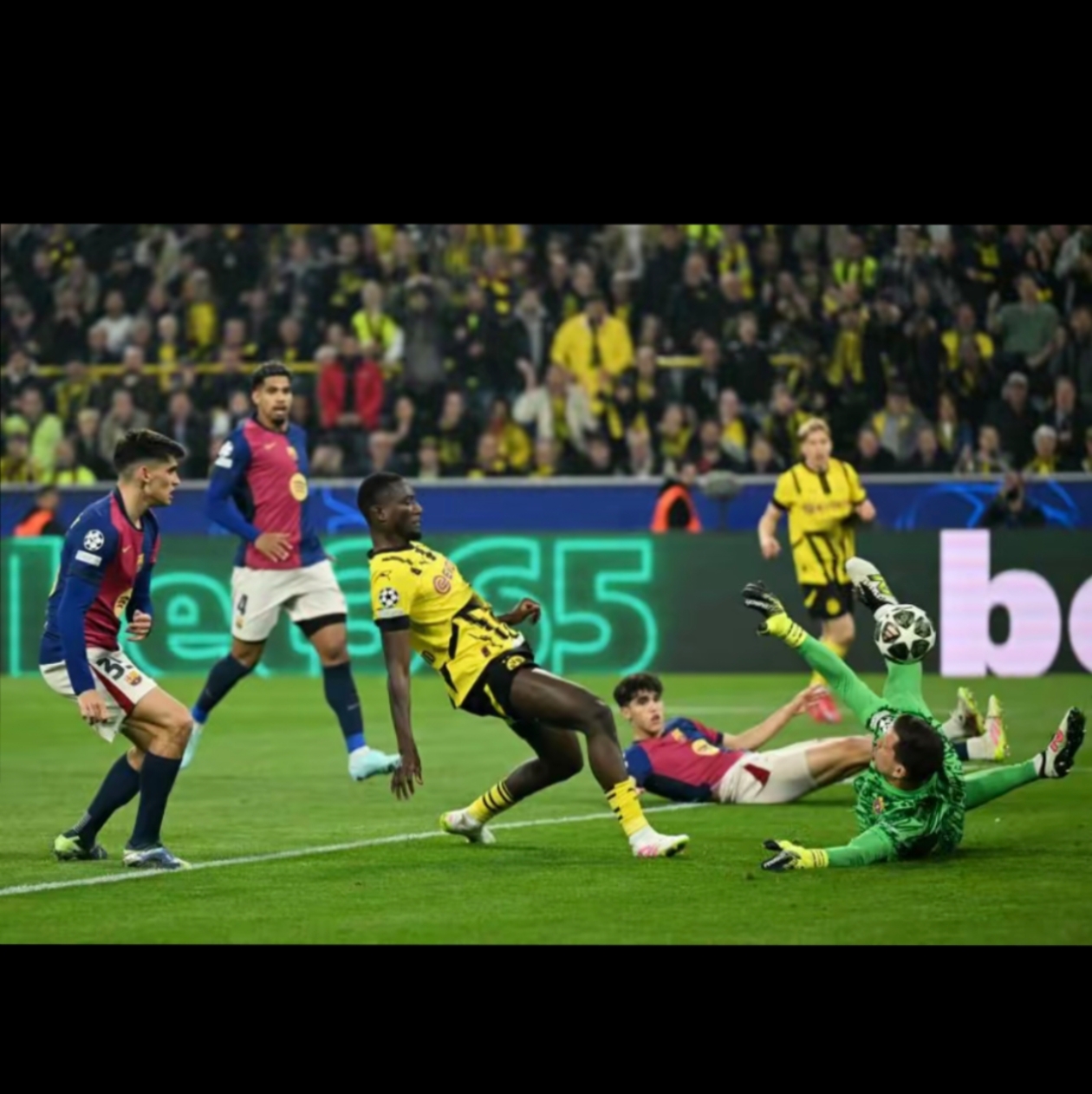 九游体育直播-大巴黎挑战巴塞罗那欧冠强豪对决