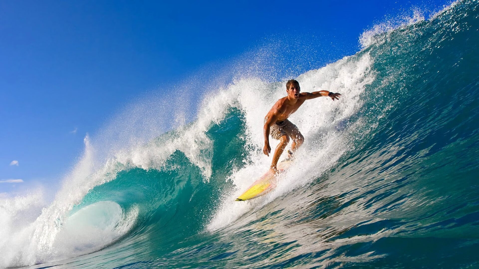 曼城险胜马赛，凯恩刷新纪录，英超双雄的欧陆之夜