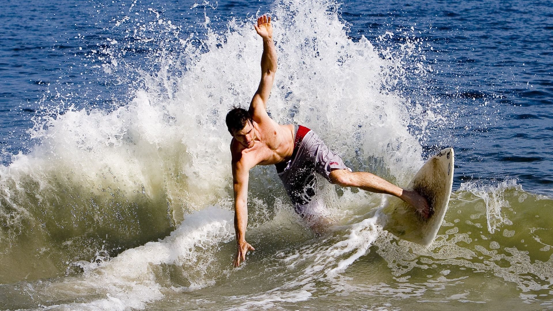 宿命与新生，当公牛横扫雄鹿，詹姆斯惊艳四座的时代回响